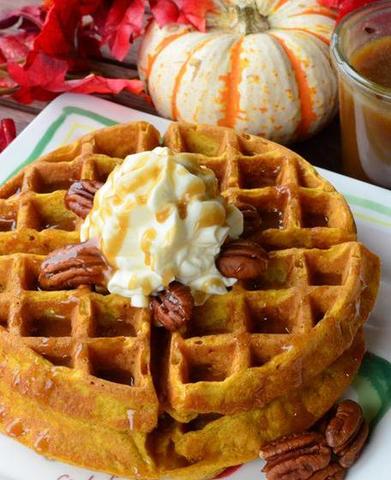 BREAKFAST WAFFLES Pumpkin+Pecan